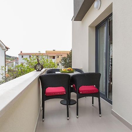 Apartments Memories Baška Eksteriør bilde